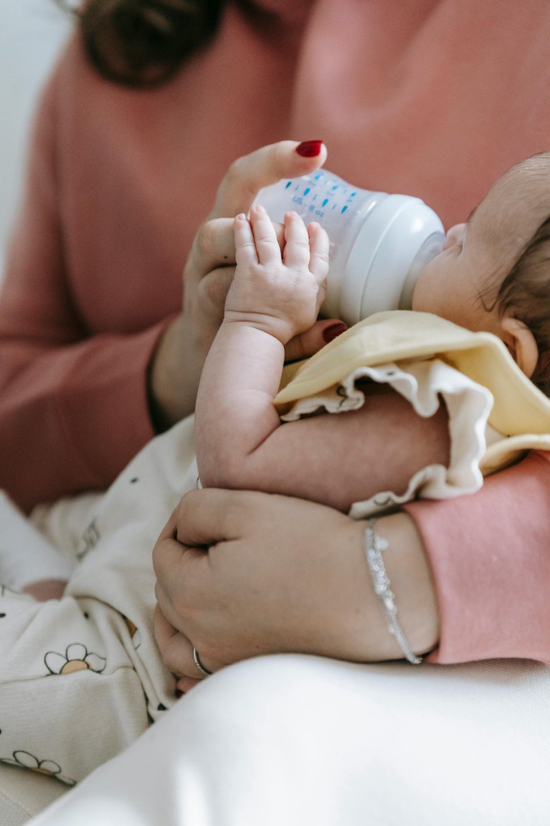 ResiliencyInc's tweet image. Numerous studies have demonstrated that the brains of infants and their mothers exhibit synchrony during interaction in the first few months of life. A new study found that this brain synchrony is also predictive of the infant's subsequent language development. #language
