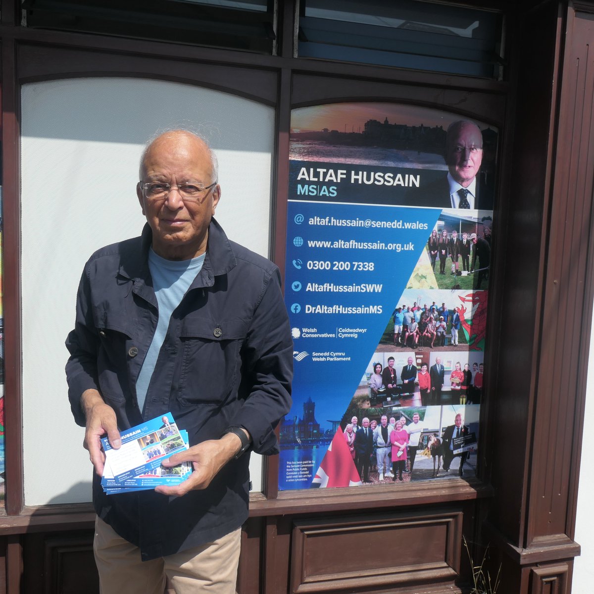 AltafHussainSWW's tweet image. 💙 I&apos;m here to serve you! Lovely day talking to residents of Oldcastle, always a privilege speaking with residents regarding what matters most. Overwhelmingly, it&apos;s in health, education, schools, housing &amp;amp; transport that Labour-run Wales falls behind. @WelshConserv will #FixWales