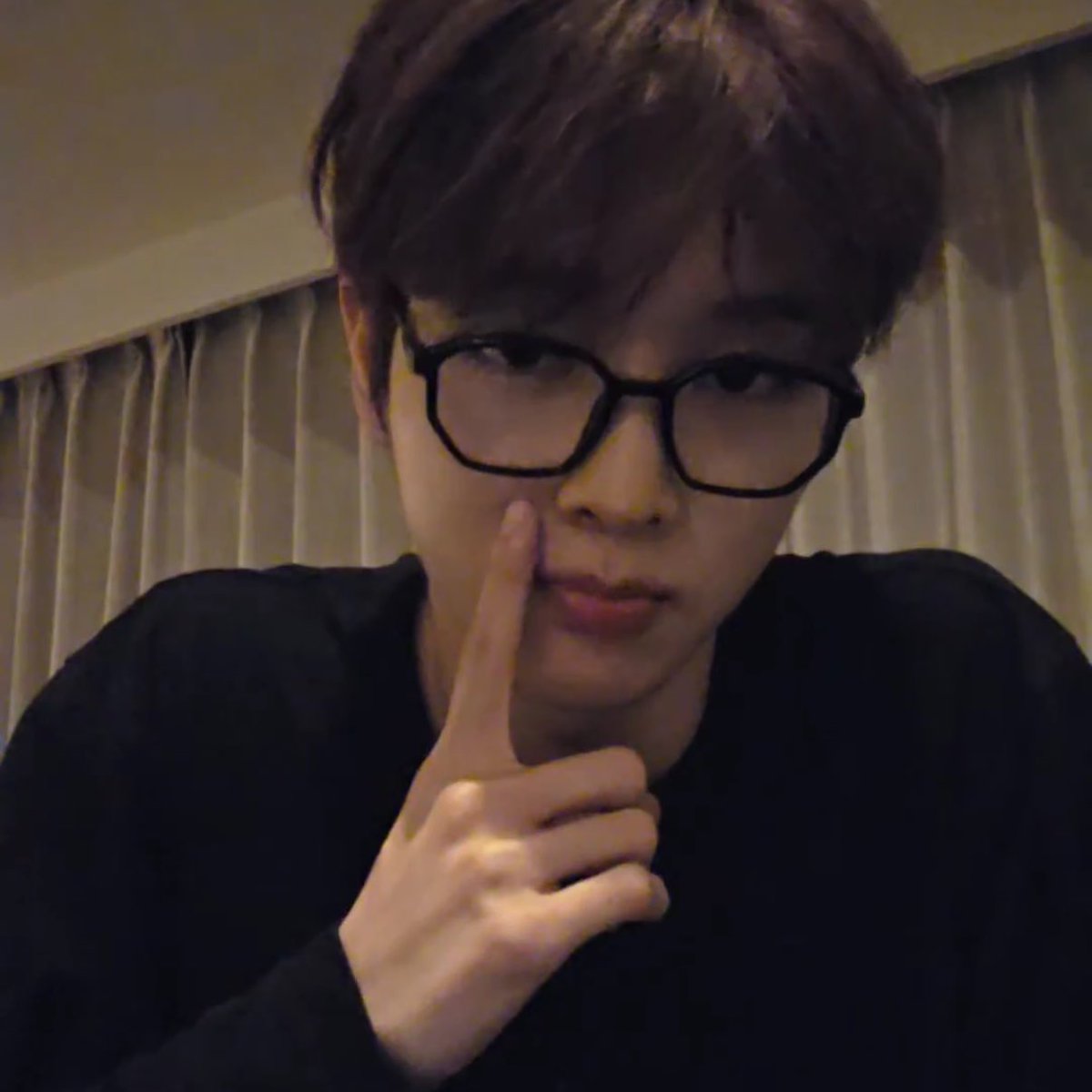 씅 tweet media