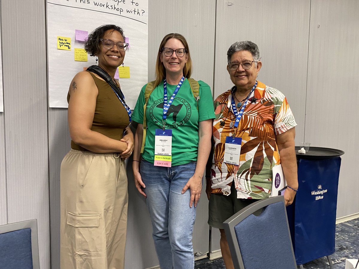 We, @nhft933 are out here in DC at the <a href="/AFTteach/">AFT TEACH</a> #TEACH25 conference! Great Pre-TEACH training on Mass Mobilization led by <a href="/JessJTang/">Jessica Tang @jessjtang.bsky.social</a>