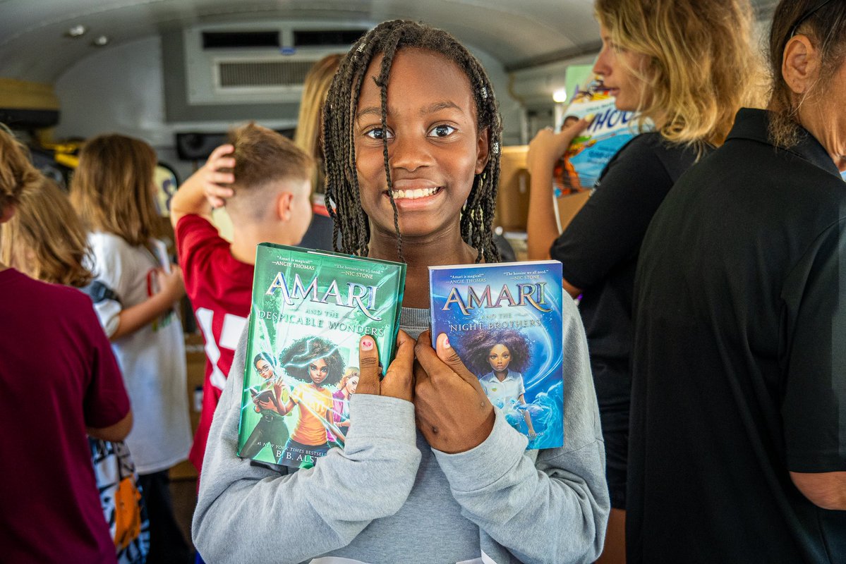 StPeteParksRec's tweet image. We caught the JWB Book Bus sharing the joy of reading at Childs Park & JW Cate Rec Centers. Campers of all ages were welcomed aboard to pick out 2 brand new books.
Thank you to the JWB Book Bus for helping to spark imagination and a lifelong love of reading this summer!