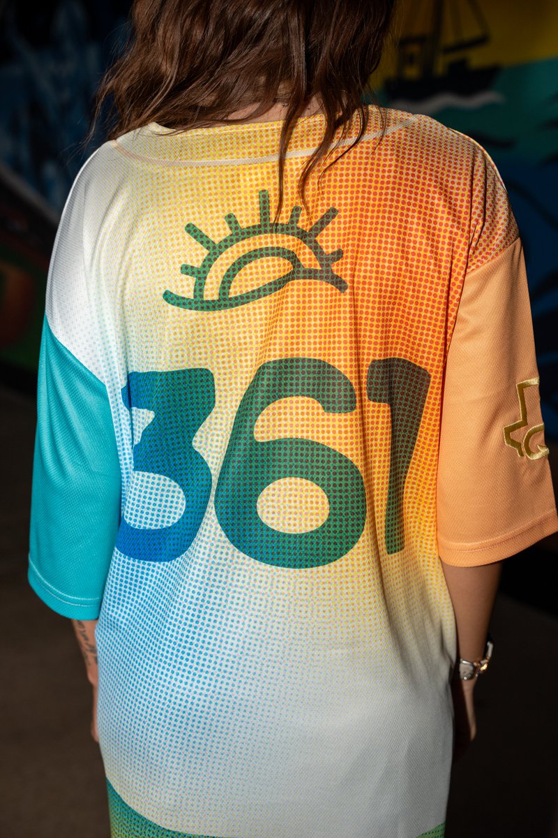 cchooks's tweet image. Join us tonight at Whataburger Field and the first 1,500 fans will receive a Gulf Coast Capital Jersey, presented by Visit Corpus Christi!
Don't miss out! bit.ly/CCSingleGame