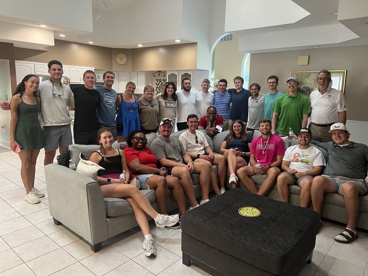 OhioUSportsAd's tweet photo. Welcome Back Dinner for the MSA Class of 2026! 

After a long summer of finishing up their MBAs and traveling to Europe, the Class of 2026 kicked off their first week of MSA classes with a potluck dinner at Mr.B's house. What a great way to start the year!

#OHIOfamily 😼 https://t.co/35VWp8b56L
