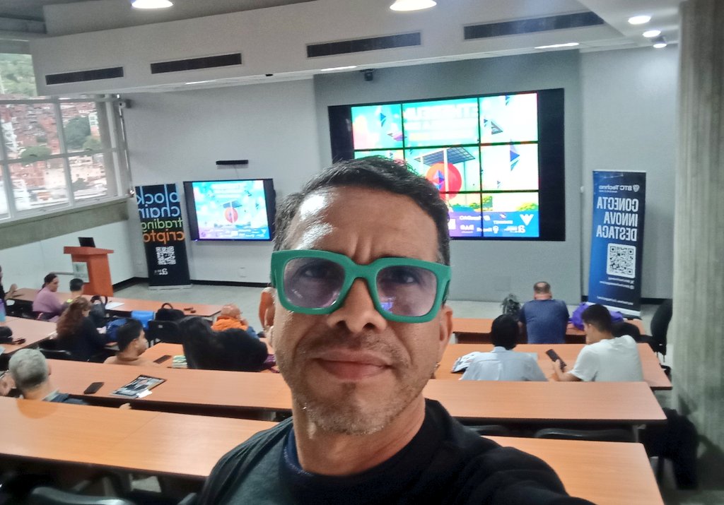 pipiripaos's tweet image. Formando parte del Ethereum Venezuela Day vibrando en alta con los panas de @ETHVenezuela @DosisWeb3 @100DiasDeR
