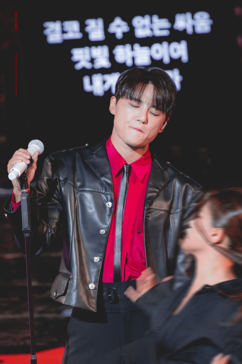 lucylallaice's tweet image. 250725 LCK ROADSHOW 2025 T1 HOME GROUND
์น๋ฆฌ์์ โค๏ธ
๐mr-incredible.com/345
#๊น์ค์ #XIA #์์์ค์