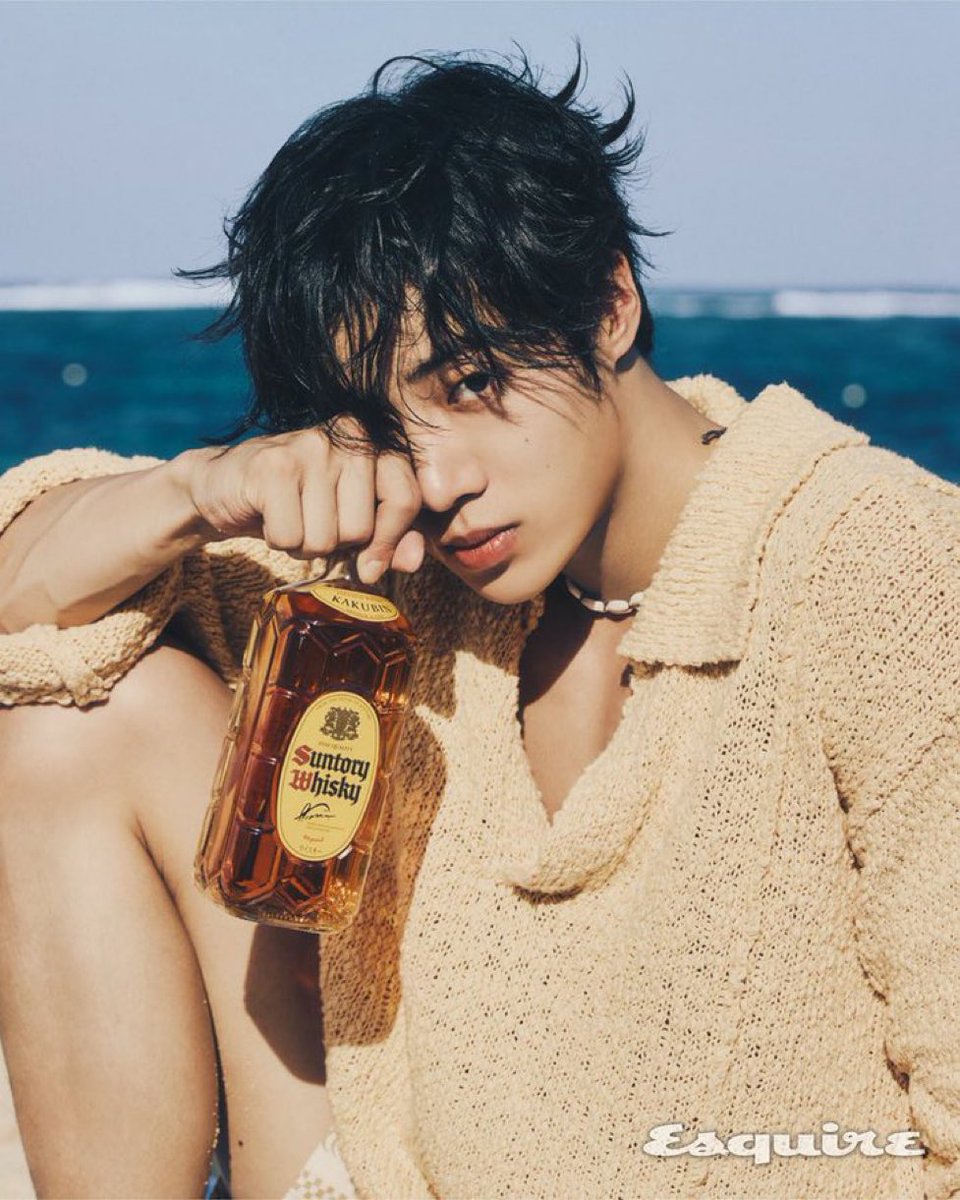 10001fm's tweet image. Mungkin gak ya jwide nge up behind photoshoot yg di bali ini… sbnrnya udh ada sih dari esquirenya tapi I need more pleaseeee 😭😭😭😭