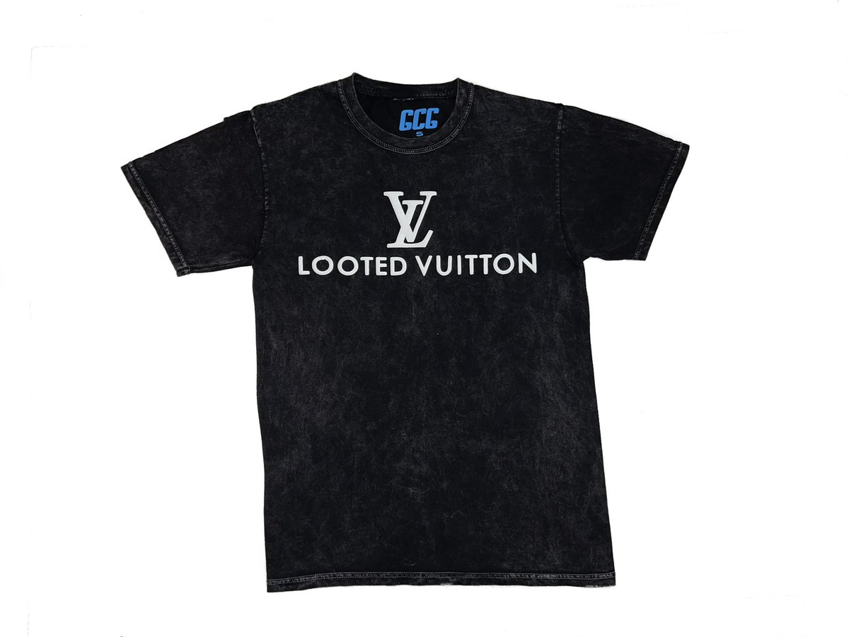 GoldxCoast's tweet image. GCG - Looted Vuitton Pop Up Shop @ The Q is one day away!
The OG Looted Vuitton tee is back in stock + new & unreleased merch.
Get a sneak peek of Coast Kids, releasing just in time for back to school shopping!