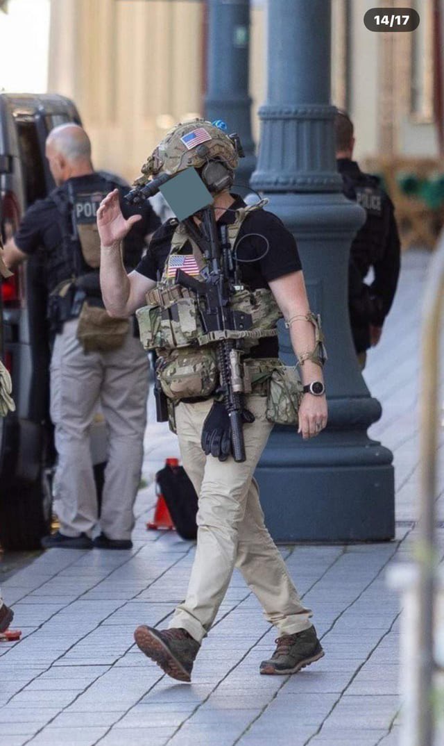uncle_fury's tweet image. 10th SFG Green Berets of the Critical Threats Advisory Company PSD Former President Biden during the Poland Summit in 2023