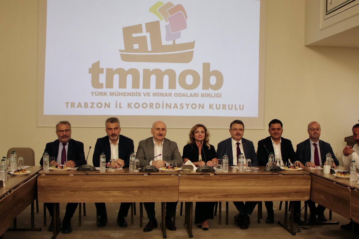 akaraismailoglu's tweet image. Türk Mühendis ve Mimarlar Odaları Birliği tarafından düzenlenen Trabzon İl Koordinasyon Kurulu Toplantısı’na katılarak meslektaşlarımızla bir araya geldik.
Mühendislik, mimarlık ve şehir plancılığı alanlarında yaşanan güncel gelişmeleri, mesleki sorunları ve çözüm önerilerini…