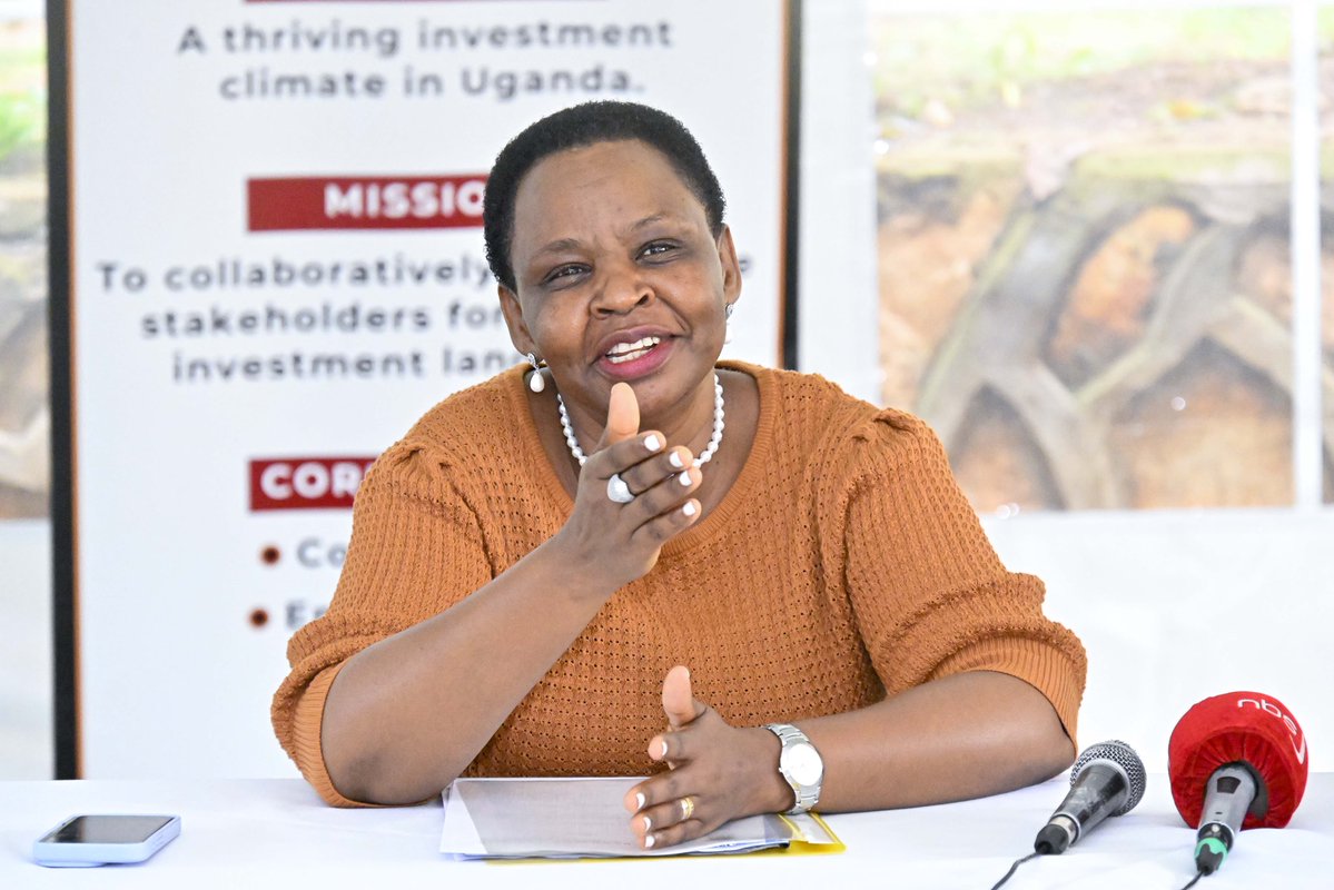 FlorenceNyiram1's tweet image. Col. @edthnaka of @ShieldInvestors intervened in an extortion case where an officer @Ugandawildlife Dr. Rachael Mbabazi received Shs47M from a local investor on her personal acct for wild animals. Partial recovery secured; case referred to @AntiGraft_SH for action.”