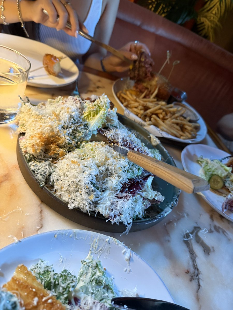Lazz_eth's tweet image. First time I’ve ever found real use in holding an NFT
@Flyfishclub is a members-only restaurant, omakase speakeasy, and lounge located in NYC. Purchased an NFT back in June and finally had a chance to go last night.
Food was 8/10. Sushi was the star of the show
Service was…