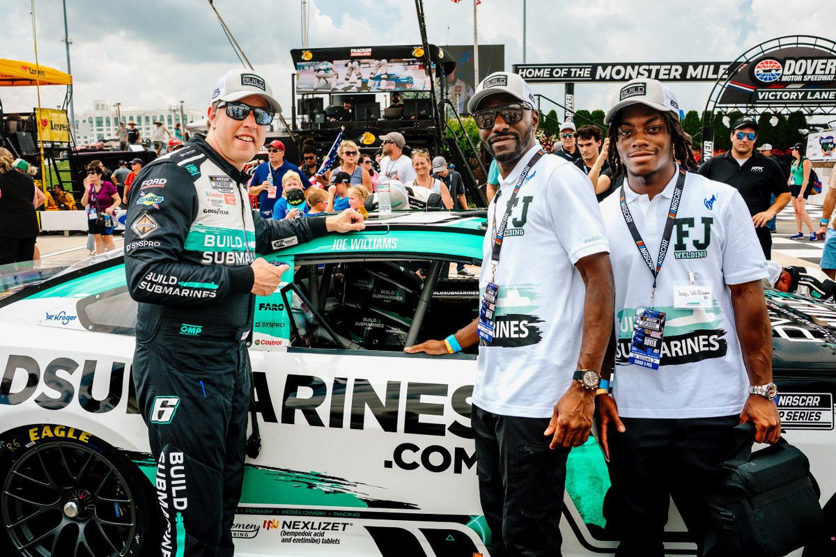 Check out DVIRC’s logo on the hood of the No. 6 RFK Racing Mustang 🏁

Thanks to our partners at Build Submaries, the U.S. Navy, and BlueForge Alliance for bringing this campaign to life in such a powerful way.