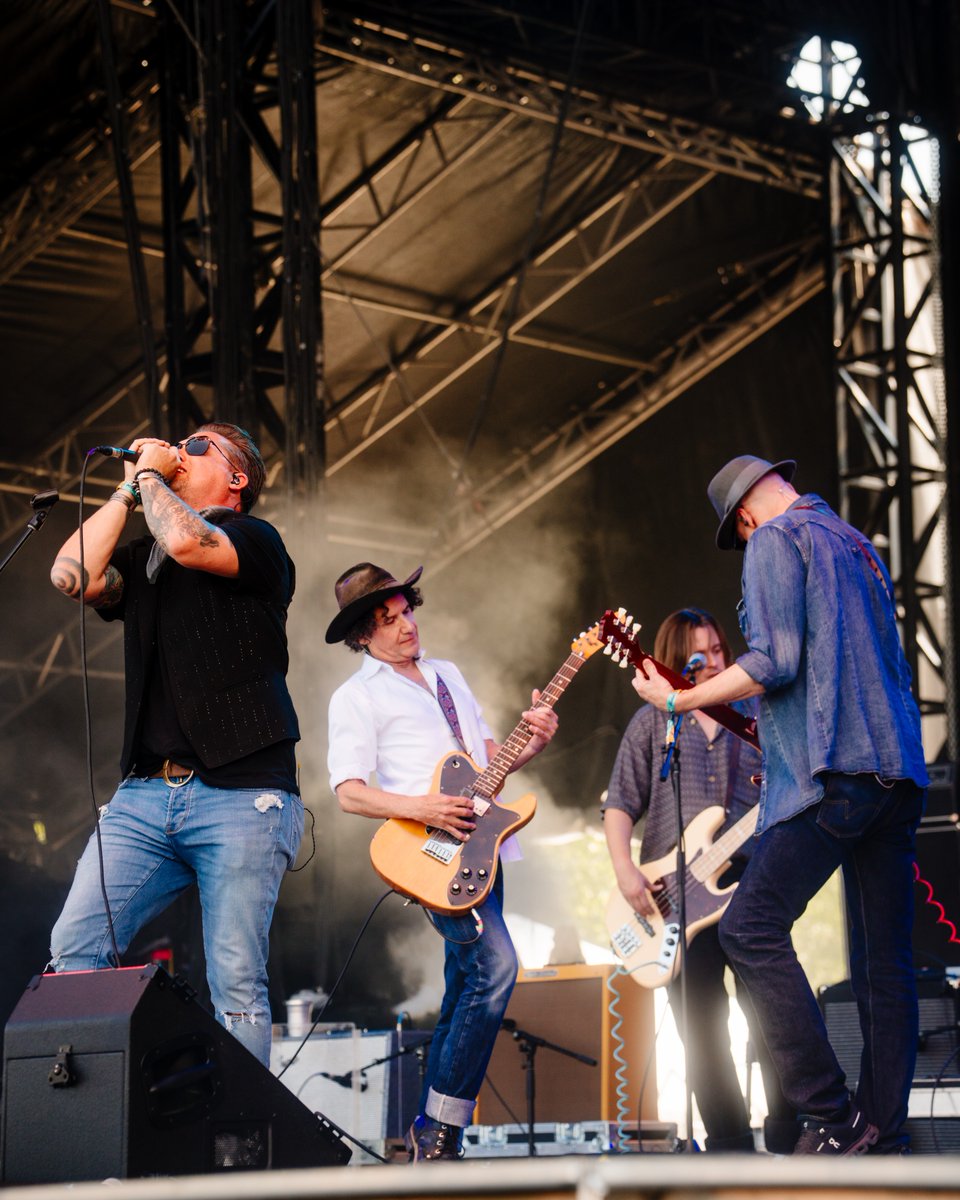 OceansCallingMD's tweet image. Layaway ends TONIGHT—lock in your Sunday ticket with just 50% down to see Fall Out Boy, Weezer, Train, Blind Melon and more! tinyurl.com/4ypx3wbp