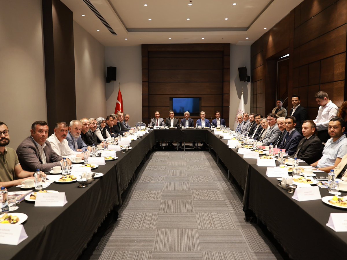 mkyazicioglutr's tweet image. T.C. Kültür ve Turizm Bakan Yardımcısı Sayın Nadir Alpaslan başkanlığında, Tokat Valimiz Sayın Abdullah Köklü, Cumhur İttifakı Milletvekillerimiz Av. Mustafa Arslan, Cüneyt Aldemir, il protokolümüz ve Sivil Toplum Kuruluşu temsilcilerinin katılımlarıyla “Kültür ve Turizm…