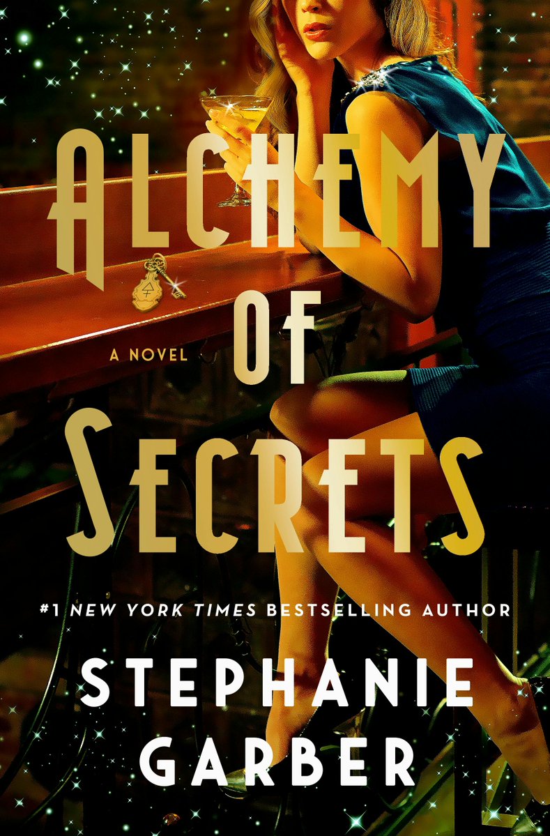 MacmillanLib's tweet image. #StephanieGarber's adult debut, ALCHEMY OF SECRETS, has finally arrived, and it’s a spellbinding blend of folklore, old Hollywood glamour, danger, romance, and unforgettable storytelling.
Read our full review here: tinyurl.com/3p2b7pbx