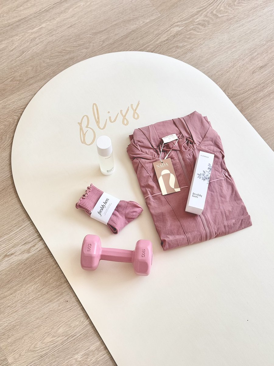 flonerch's tweet image. We’re so excited for tomorrow’s private event. It’s all about “Freshly Hers”, a soft reset by Flonerch premiered with Bliss Society KL 🤍
Follow us as we prepare the soft reset essentials for 20 beautiful souls. One of them? That sleek white bottle but we’re keeping it a…