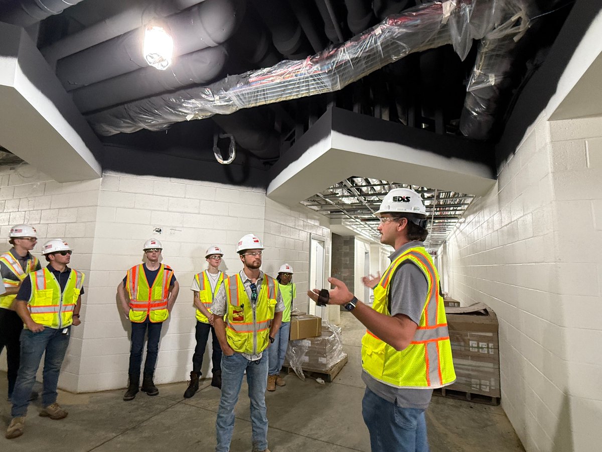 Interns and co-ops took the lead last week—touring our active sites and walking us through their real-time contributions at Hodgson, Wilmington University, Stonegates, Kingswood, and more. Grateful to the mentors who are helping shape the next generation of builders! 🏗️