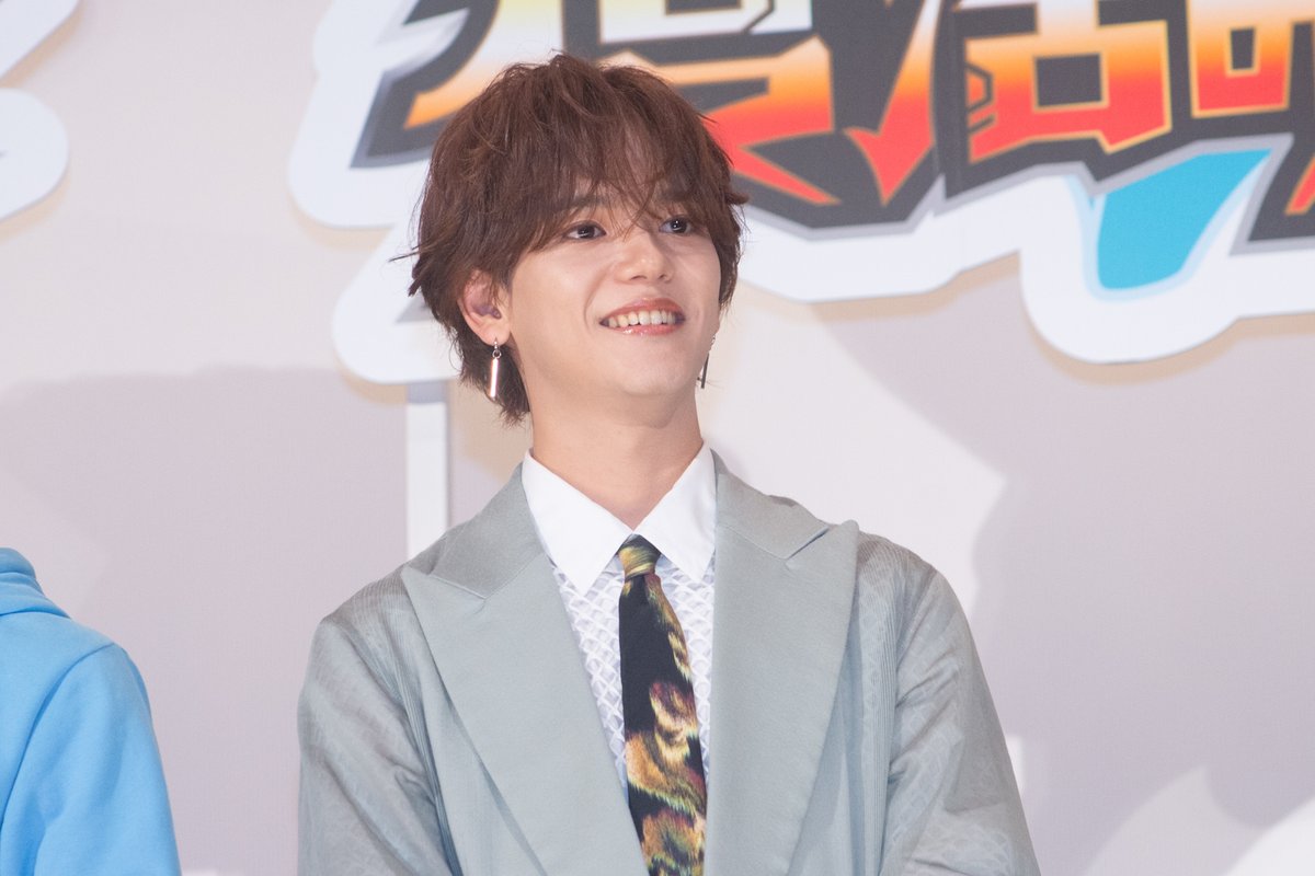 cinemalife_web's tweet image. 映画『仮面ライダーガヴ』初日舞台挨拶
✨FANTASTICS 中島颯太「誰かのヒーローっていうのは本当に素敵なこと」
▶ cinema-life.net/p250725_whec/
#映画ガヴゴジュウジャー
#仮面ライダーガヴ #ナンバーワン戦隊ゴジュウジャー
@toeiHERO_movie