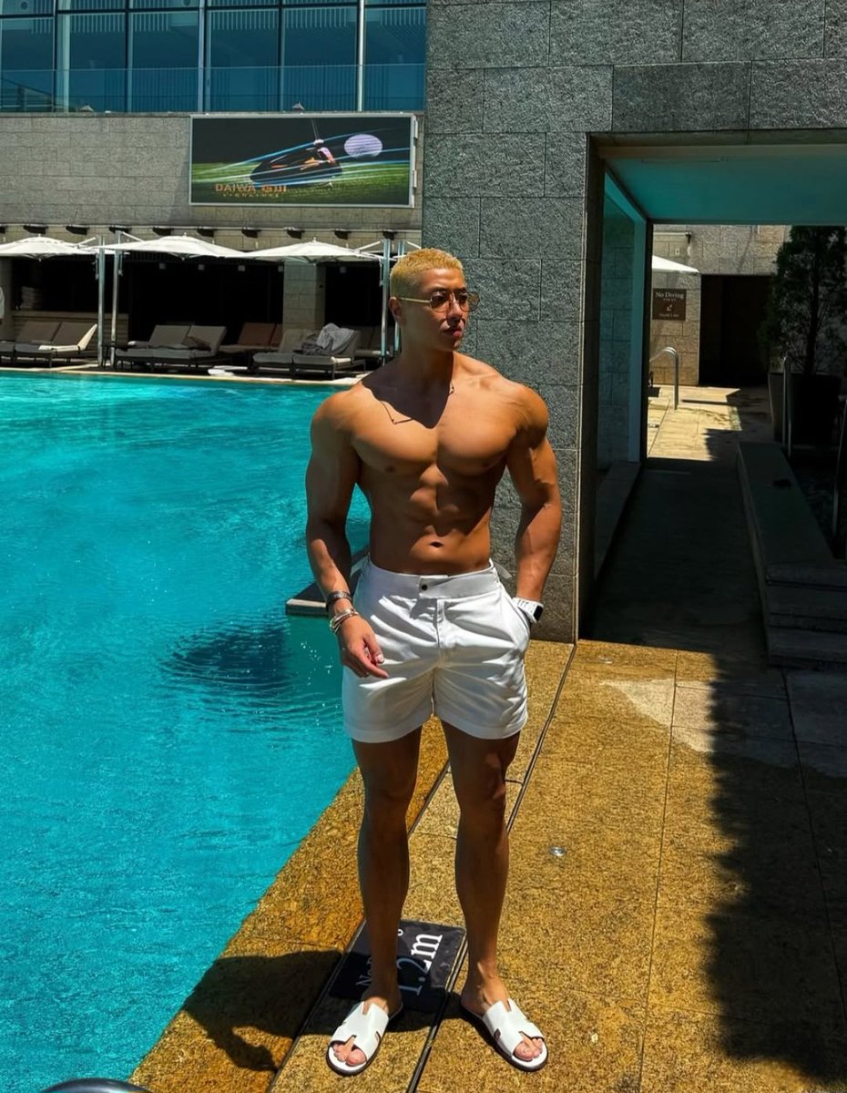 cueglo's tweet image. cakep juga