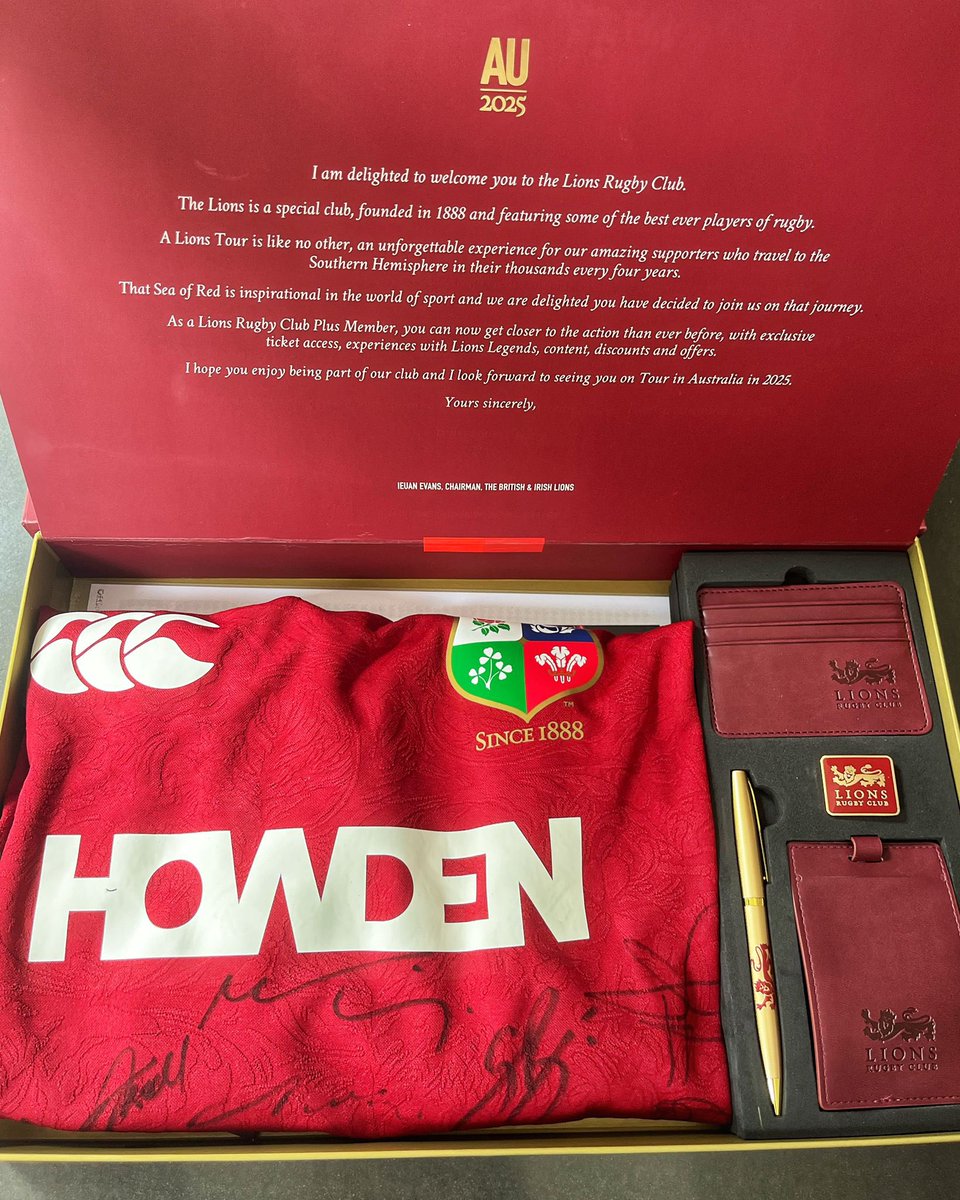 RestartRugby's tweet image. Silent Auction Now Live!
Own a piece of Lions history with this Signed British & Irish Lions Shirt 2025’ Tour to Australia, presented in a Lions Rugby Club Pack box.
Bid now! 👇
🔗 superstars-auctions.com/restartrugbyli…
#lionstour2025 #ForOurPlayers