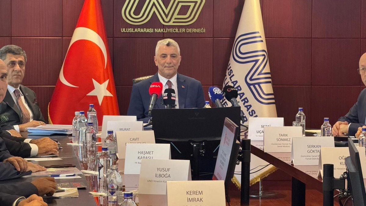 Urfa Değişim Gazetesi (@urfadegisim63) on Twitter photo Bakan Bolat'tan Akçakale gümrük kapısı açıklaması
urfadegisim.com/bakan-bolattan…
<a href="/omerbolatTR/">Prof. Dr. Ömer Bolat</a> #Şanlıurfa #Cuma #sondakika Bakan Bolat'tan Akçakale gümrük kapısı açıklaması
urfadegisim.com/bakan-bolattan…
<a href="/omerbolatTR/">Prof. Dr. Ömer Bolat</a> #Şanlıurfa #Cuma #sondakika