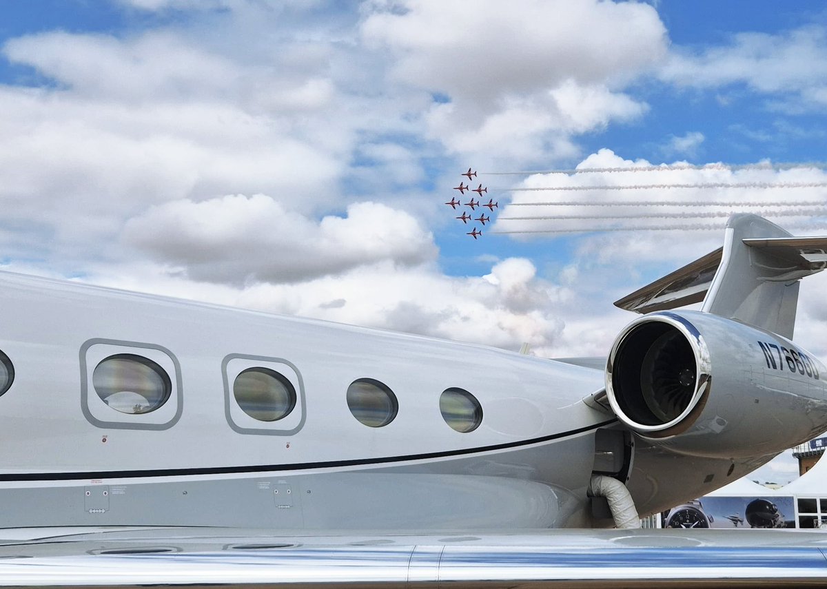 GulfstreamAero's tweet image. The award-winning #G600 was in high-flying company last weekend at The Royal International @AirTattoo (#RIAT).
#FanFriday by Jayson Pepper