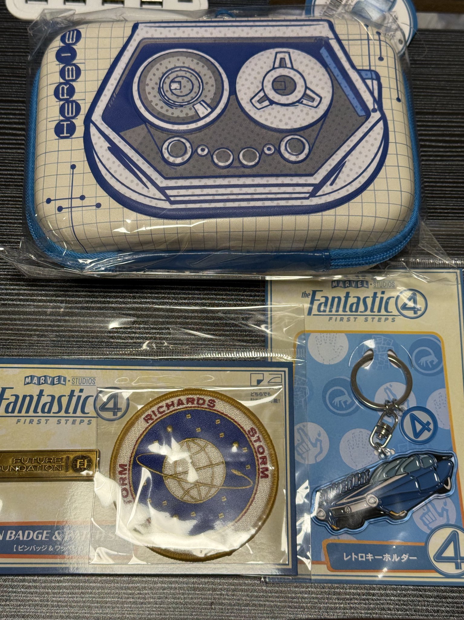 【新品】ファンタスティック４：ファースト・ステップ　バービー型ガジェットケース ファンタスティック4：ファースト・ステップ ハービー型