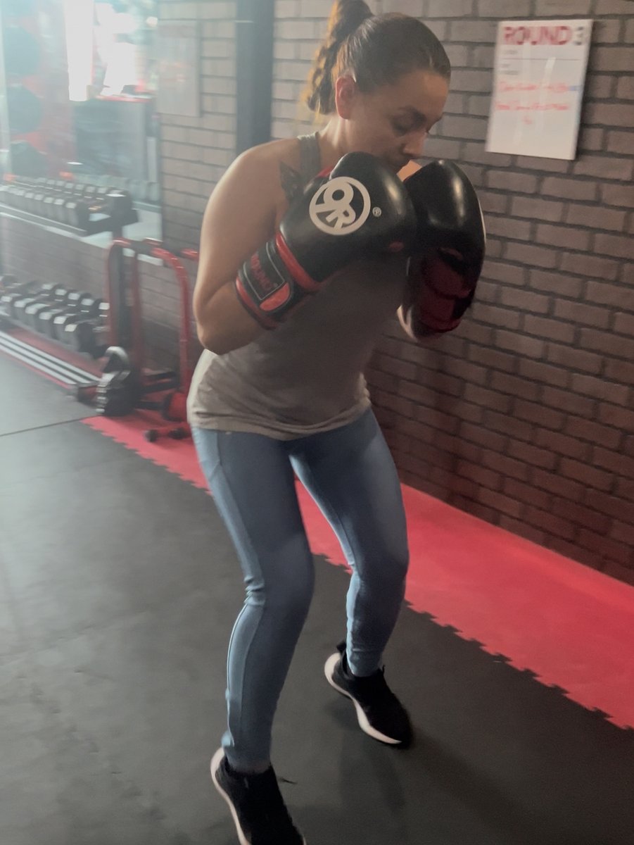 9roundMckinney's tweet photo. Moms, YOU are worth it! 🥊

Prioritize your health and show yourself the love you deserve.

Call 469-634-1510 or schedule here: https://t.co/gk59PMuM1d https://t.co/UELbtAo0tq
