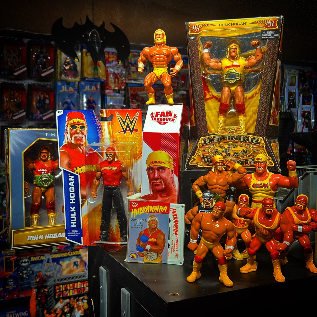 Simplyharvey1's tweet photo. @hWoOfficialPage @ColossusNick @Taggsy79 @Tweet_Wrestling @wwfclassic @WWF_Hasbro_Dan @wwfhasbromaniax @Camz316 @ScottMcGowan27 @TTDWrestling @EyecandyTattooo Here ya go. Brother. #jamthatjam https://t.co/hZJbhnEMoh