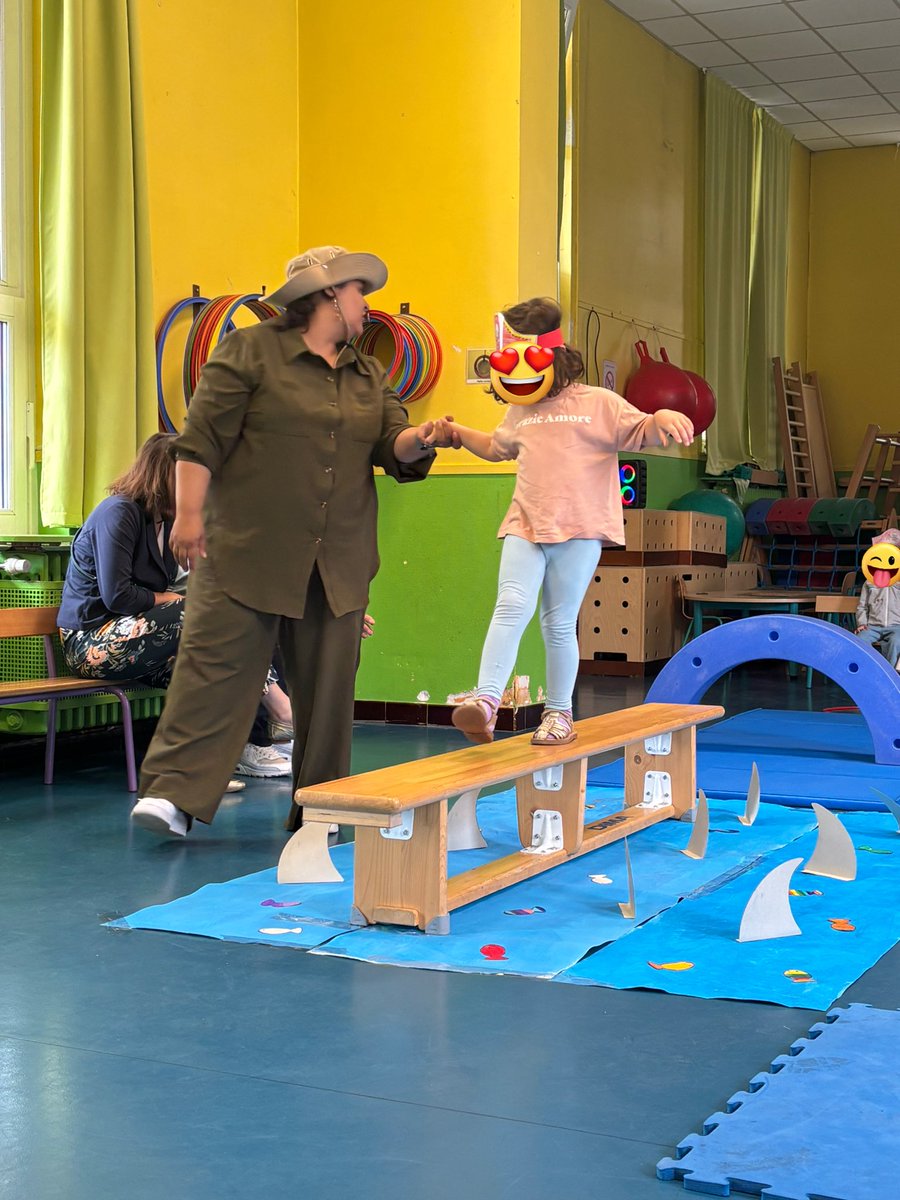 Lille_en_commun's tweet image. À #Lille, le plaisir des #vacances⛱️ c’est aussi dans les centres de loisirs, avec les supers animateurs de @lillefrance & les assos partenaires, comme par ex:
👉 A Bara-Cabanis, des expériences scientifiques
👉 À Viala, une semaine sur le thème de l’aventure
Les petits adorent !