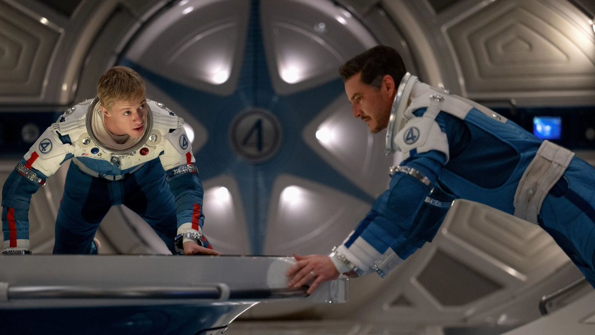 SullyStreams's tweet image. What resonated with me the most about #FantasticFour is just how much the film embraces that bizarre and goofy comic book DNA. There are a few sequences and plot points crammed in that are so bonkers that I was ready to levitate out of my damn chair...