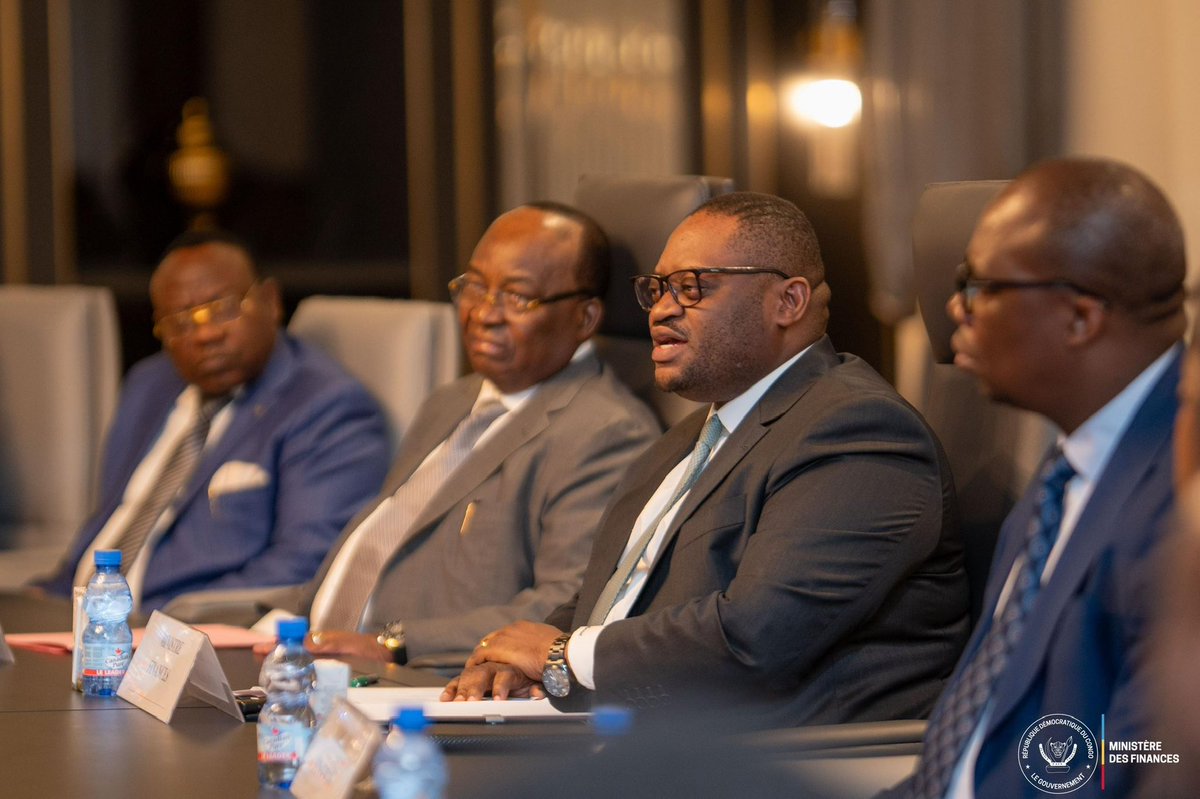 🚨 Le compte unique du Trésor s’inscrit dans la vision du Président de la République, qui place la transparence et la rigueur au cœur de la gestion publique. 
Cette réforme vise à centraliser les ressources de l’État dans un seul compte, afin de garantir la visibilité des flux