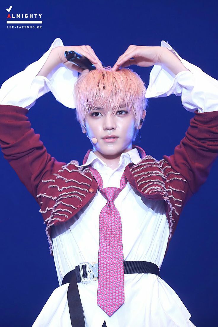TeamLTY's tweet image. 141 days left until #TAEYONG returns from military service 🏃♀️🏃♂️