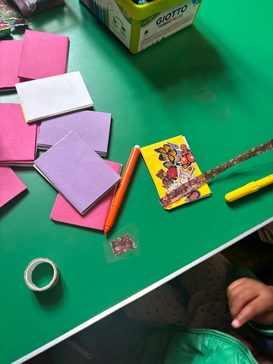 We had a great time at #CharltonLibrary yesterday celebrating the Summer Reading Challenge! For the #StoryGarden we’re making, writing and illustrating books every Thursday from 2-3pm, all are welcome! 📚🌸🎨🌿 #LoveYourLibrary
