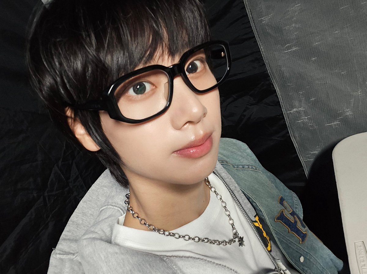 IDID_starship's tweet image. [🌠] #박성현_DID
👓

#IDID #아이딧 #PARKSEONGHYEON #박성현
