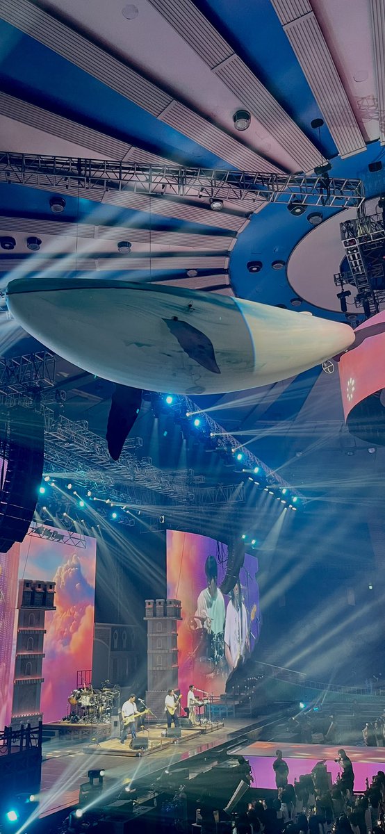 영원히 유영할 푸르고도 깊은 나의 바다야