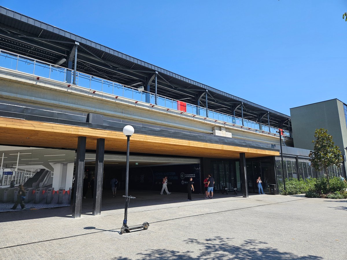superalbs's tweet image. Söğütlüçeşme Station, Istanbul
It's certainly a lot better than when I last used it, with a large food court and a proper waiting area. Great to finally see transport in Istanbul improving a little... 😊