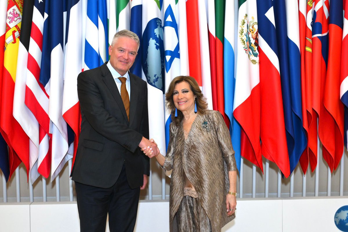 Maria Elisabetta Alberti Casellati (@min_casellati) on Twitter photo Congratulazioni a <a href="/MathiasCormann/">Mathias Cormann</a> per la conferma alla guida dell’<a href="/OECD/">OECD ➡️ Better Policies for Better Lives</a>!
È stato un piacere aver avuto l’opportunità di incontrarlo a Parigi lo scorso 23 luglio e di rinnovargli, insieme al Rappresentante Permanente, Luca Sabbatucci, il sostegno italiano alla sua leadership.
Ci Congratulazioni a <a href="/MathiasCormann/">Mathias Cormann</a> per la conferma alla guida dell’<a href="/OECD/">OECD ➡️ Better Policies for Better Lives</a>!
È stato un piacere aver avuto l’opportunità di incontrarlo a Parigi lo scorso 23 luglio e di rinnovargli, insieme al Rappresentante Permanente, Luca Sabbatucci, il sostegno italiano alla sua leadership.
Ci