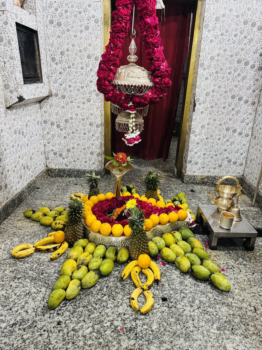 neelkanthtemple's tweet image. शुभ रात्रि श्री नीलकंठ महादेव जी
📍 श्री नीलकंठ महादेव मंदिर उत्तराखंड