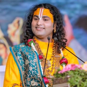 मुझे लगता है या तो अनिरुद्धाचार्य महाराज माफ़ी माँगेंगे या एक्शन होगा क्यूँकि मामला अब बड़ा हो गया है 

लड़कियों पर अशोभनीय टिप्पणी का मामला है !