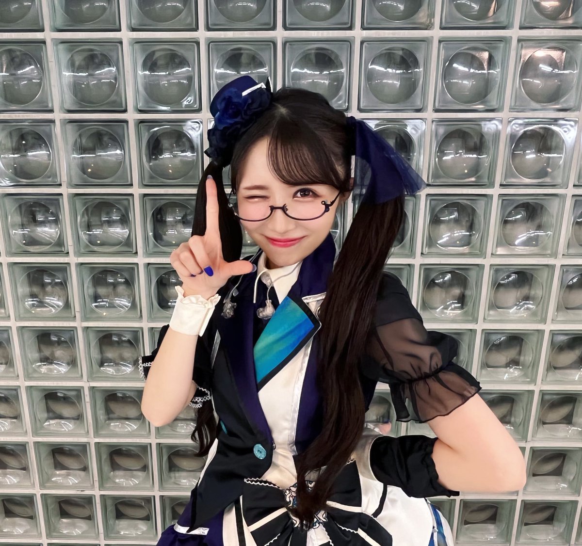 kisui_shio's tweet image. #アイマス20周年おめでとう
プロデューサーさんいつもありがとうございます😌✨
そして、これからもよろしくお願いします…!
#シャニマス #三峰結華 👓💙
