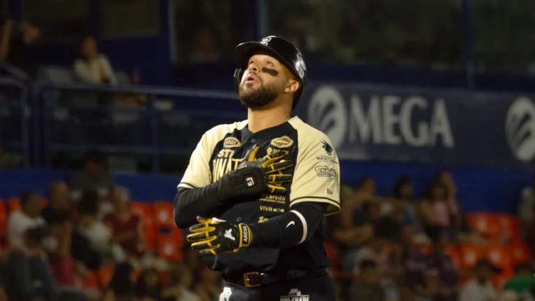 AlSonDeLaLVBP's tweet image. LIGA MEXICANA ⚾🇲🇽
Temporada de FRANCISCO ARCIA 🇻🇪 En la @LigaMexBeis Con @LaredosTecos ⚾🇲🇽
El receptor Venezolano a dejado los siguientes registros hasta el momento:
H: 54 (7 Dobles)
HR: 3
CI: 25
BB: 25
AVG: 258
OBP: 359
SLG: 335
OPS: 694
📝 En La #LVBP pertenece a los…