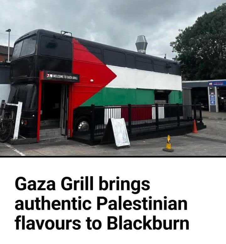 steholden's tweet photo. Only in #Blackburn 🤔🙄 @PatrickChristys @GBNEWS @MichelleDewbs  https://t.co/DOJkqoHnaZ https://t.co/x9iolT8z1Y