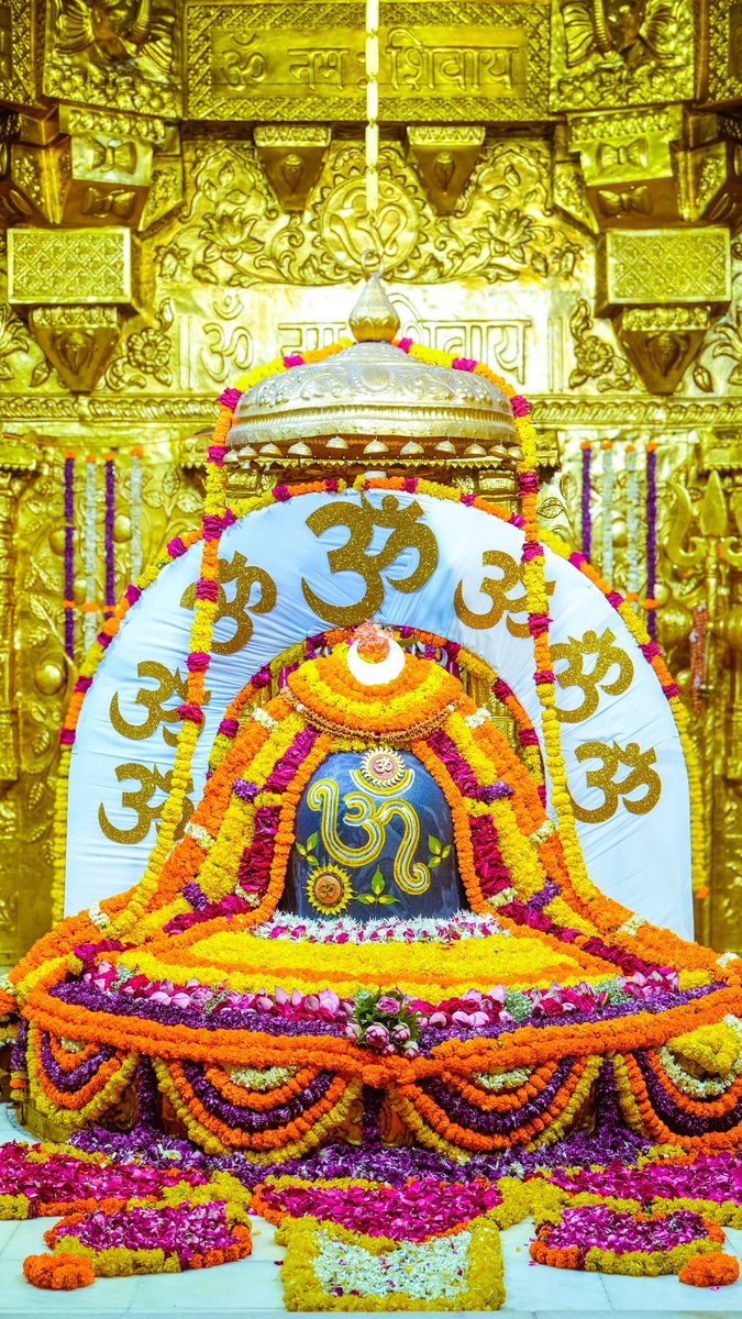 12 Jyotirlingas Of Mahadev (@12jyotirling) on Twitter photo श्री सोमनाथ ज्योतिर्लिंग जी के आज के संध्या शृंगार आरती दर्शन 25.07.2025 श्री सोमनाथ ज्योतिर्लिंग जी के आज के संध्या शृंगार आरती दर्शन 25.07.2025