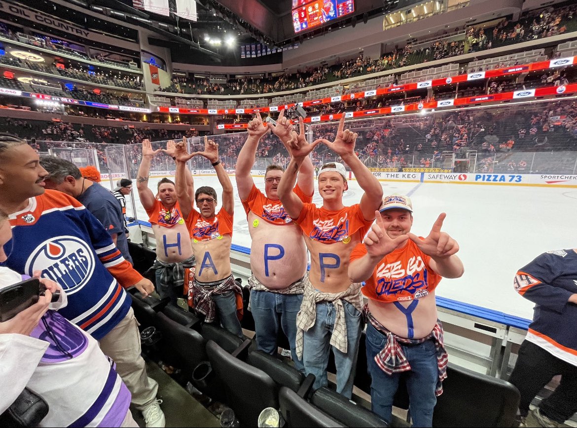itsWozzz's tweet image. Happy Gilmore 2 is now out on Netflix!
One of the cooler experiences I had this past summer was helping promote the movie on social media at the Stanley Cup Final games in Edmonton.