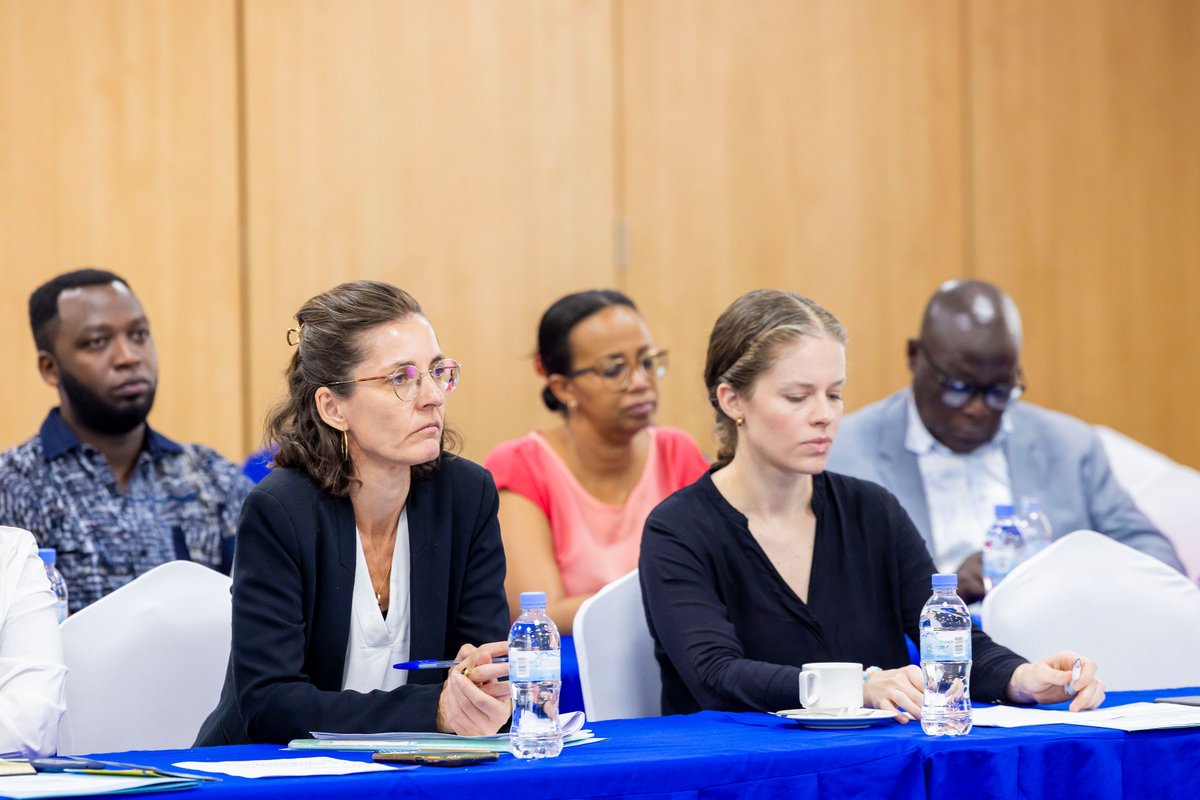 EU Delegation to Rwanda (@euinrw) on Twitter photo .<a href="/EUinRW/">EU Delegation to Rwanda</a> in partnership with <a href="/RBCRwanda/">Rwanda Biomedical Centre</a> launched TRIBE-HUB initiative to strengthen digital health, data & analytics capacity in🇷🇼& across Africa.
RBC will serve as a regional hub, supporting <a href="/_AfricanUnion/">African Union</a> member states in public health & fostering collaboration with <a href="/AfricaCDC/">Africa CDC</a> .<a href="/EUinRW/">EU Delegation to Rwanda</a> in partnership with <a href="/RBCRwanda/">Rwanda Biomedical Centre</a> launched TRIBE-HUB initiative to strengthen digital health, data & analytics capacity in🇷🇼& across Africa.
RBC will serve as a regional hub, supporting <a href="/_AfricanUnion/">African Union</a> member states in public health & fostering collaboration with <a href="/AfricaCDC/">Africa CDC</a>