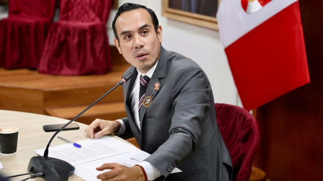 FCPeru7's tweet image. NO SE PUEDE ELEGIR A ALGUIEN QUE VA A TRAER PROBLEMAS AL CONGRESO
LA DENUNCIA POR VIOLACIÓN SEXUAL SIGUE EN CURSO.
SI DELIA ESPINOZA DESOBEDECE MANDATOS DE ENTES JURÍDICOS, TAMBIÉN JOSÉ JERÍ LO HACE, NO CUMPLIÓ CON HACERSE TRATAMIENTO PSICOLÓGICO COMO DISPUSO EL JUZGADO. ESTÁ…