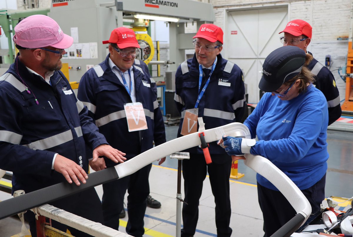 prefet59's tweet image. #Économie #Industrie
Visite au cœur de l’industrie électrique française !
⚡ Ce jeudi 24 juillet, Bertrand Gaume, préfet du Nord, a visité Jeumont Electric, entreprise emblématique du savoir-faire industriel français.
🔋 Acteur majeur de la production et de la conversion…