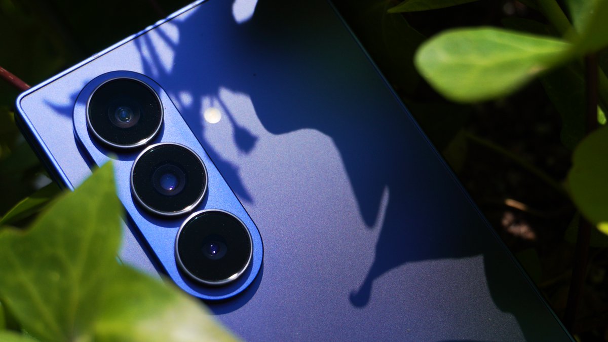 SVegvari's tweet image. My review of @SamsungCanada's Galaxy Z Fold 7 is LIVE!
Read more: iphoneincanada.ca/2025/07/25/sam…