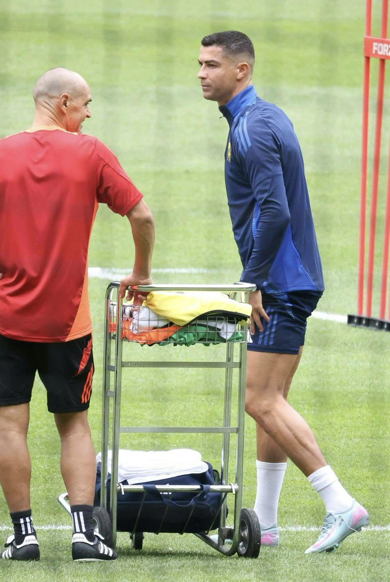 CR7HQ_'s tweet image. Cristiano Ronaldo is back 🐐